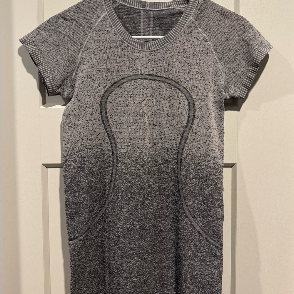 Gray lululemon Women's Top
